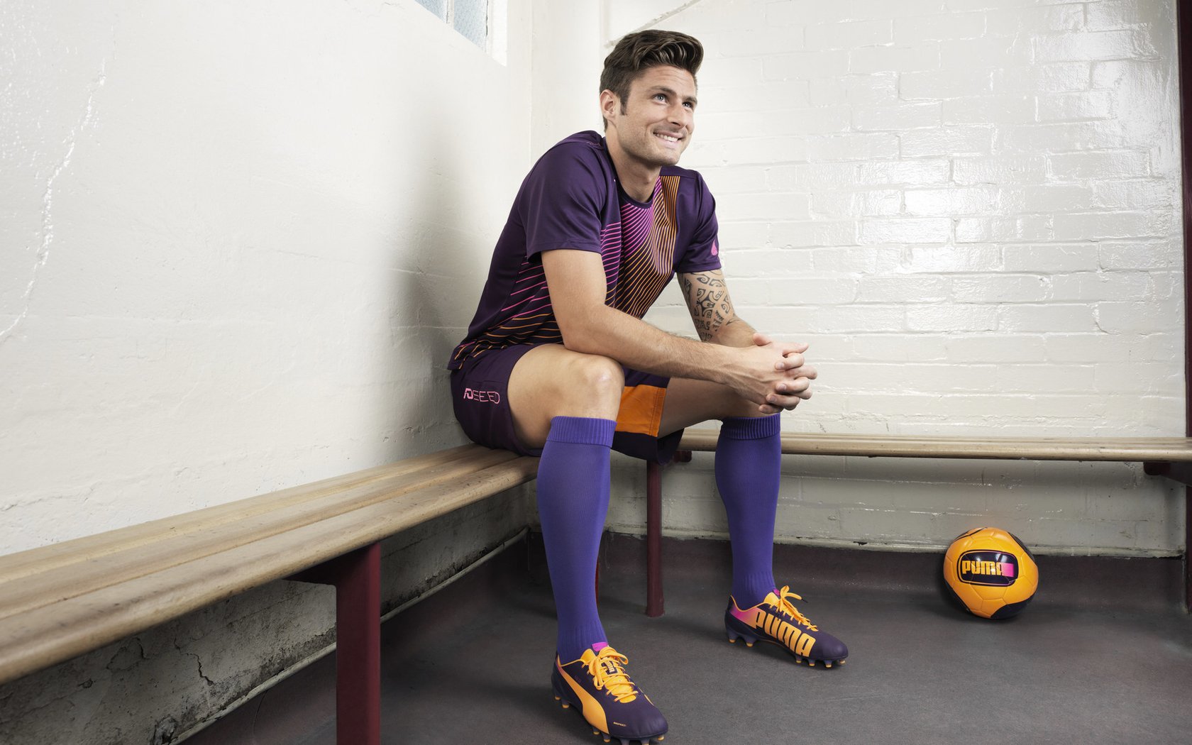 “AI、AR、VR推动运动场景全景升级——未来运动全球数字生态生态闭环”