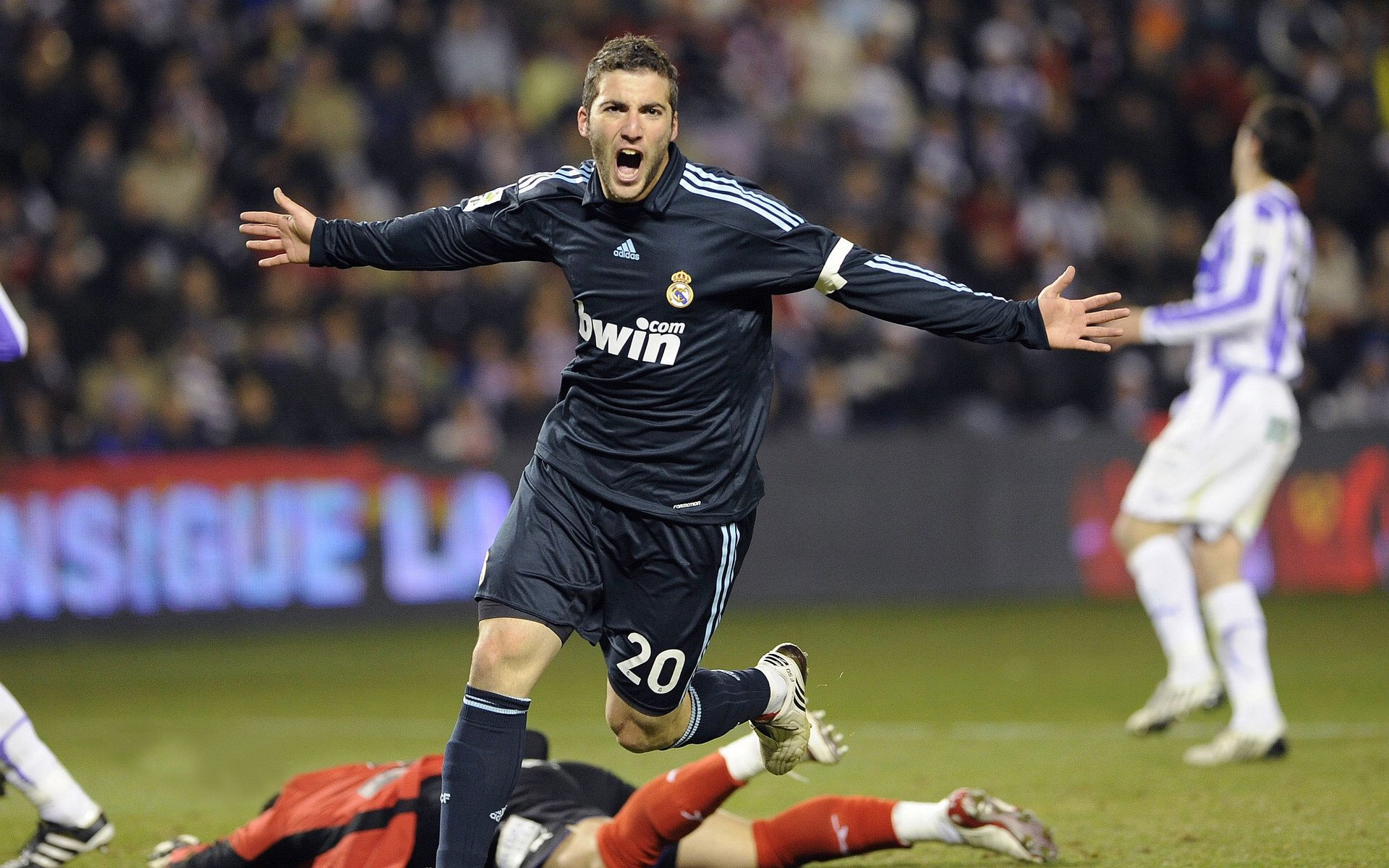 新星崛起！英超 youngster 亮眼表现引爆全场，英超潜力新星